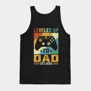 Vintage Leveled Up To Dad Est.2020 Tank Top